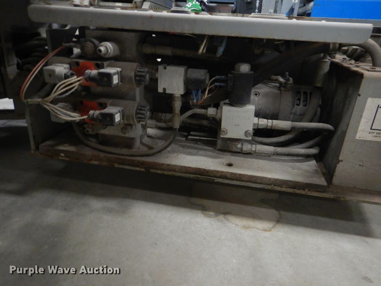 image for item DI2448 2004 Skyjack SJIII 3219 scissor lift