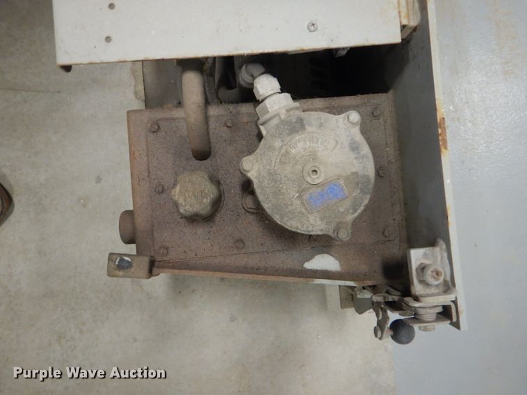 image for item DI2448 2004 Skyjack SJIII 3219 scissor lift