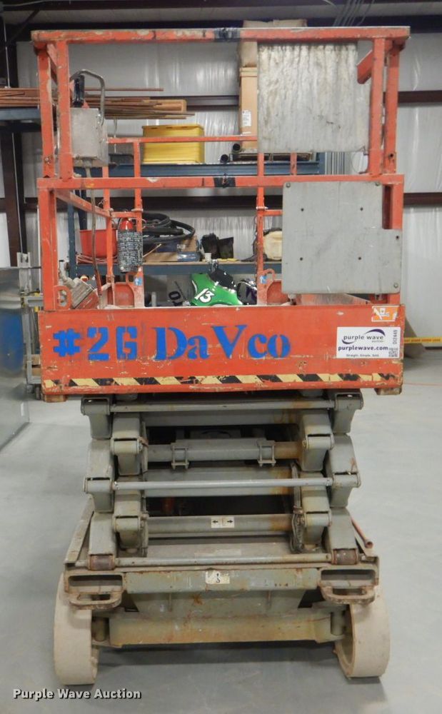 image for item DI2449 2010 Skyjack SJIII 4632 scissor lift