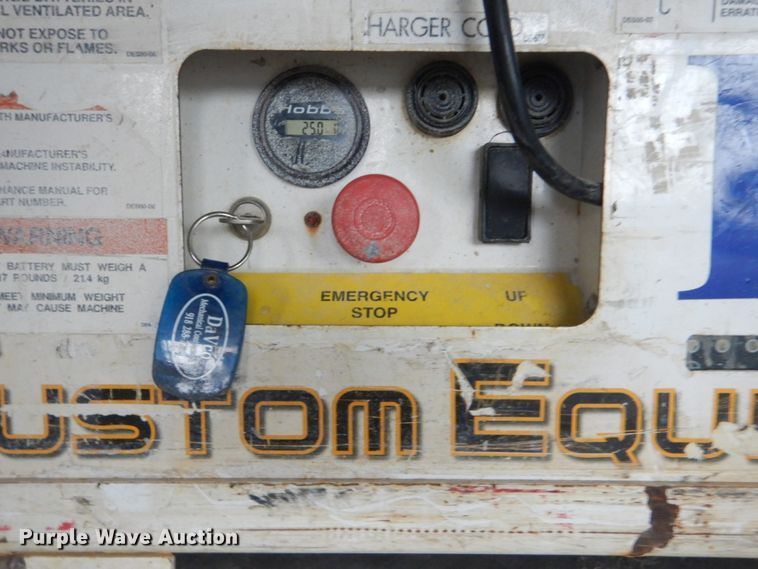 image for item DI2450 Custom Equipment HB1430 scissor lift