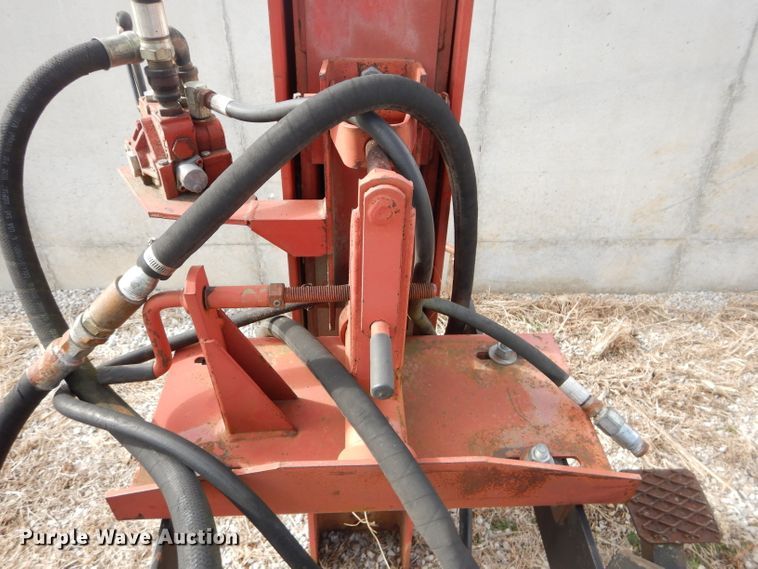 image for item DI9231 Shaver HD10 skid steer post driver