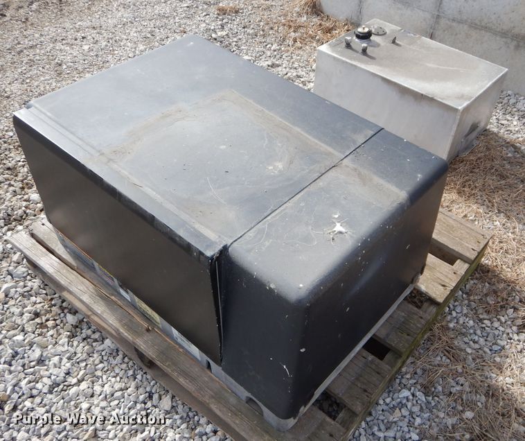 image for item DI9232 Onan generator