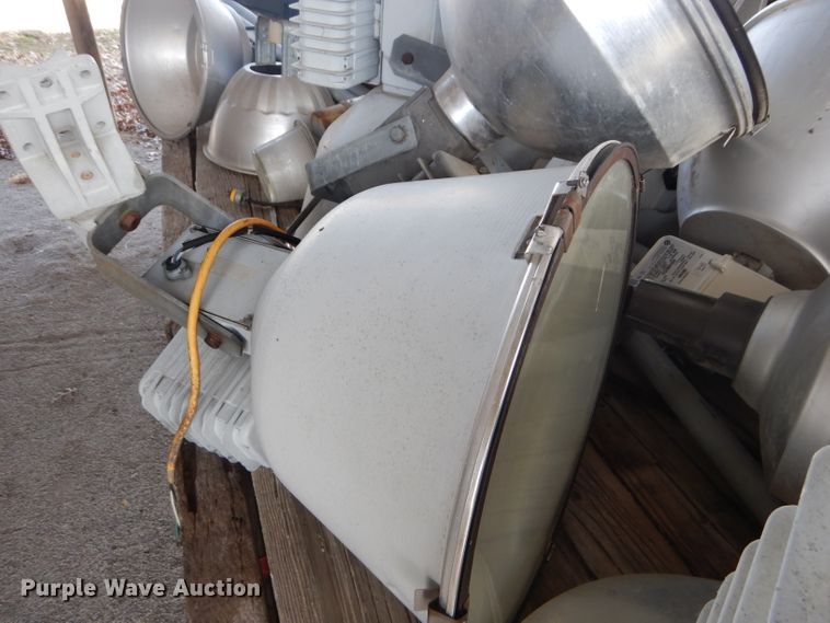 image for item DI9233 Arena lights