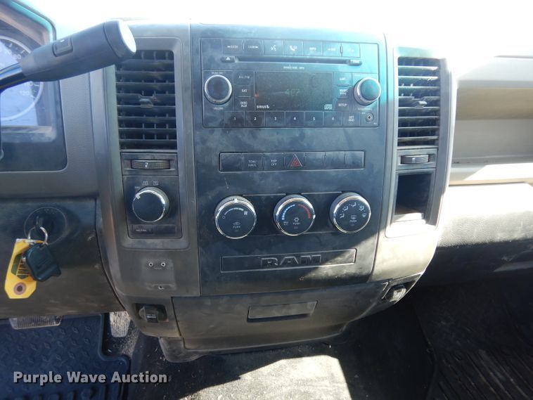 image for item ER9877 2009 Dodge Ram 1500 Crew Cab pickup truck