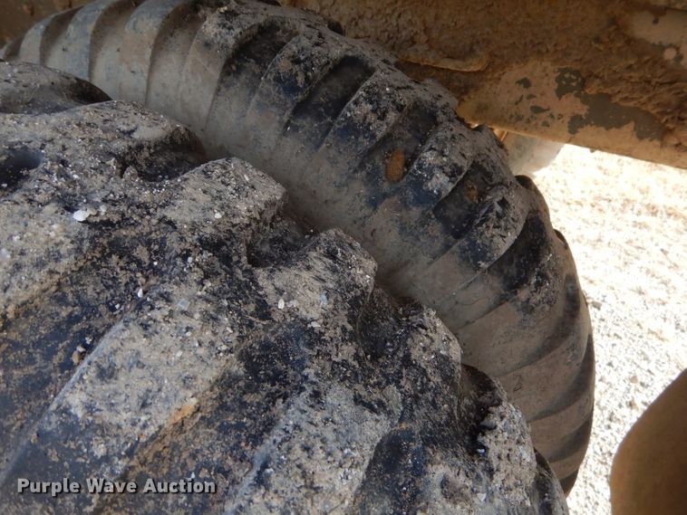 image for item FA9962 1968 Reo M35 flatbed truck