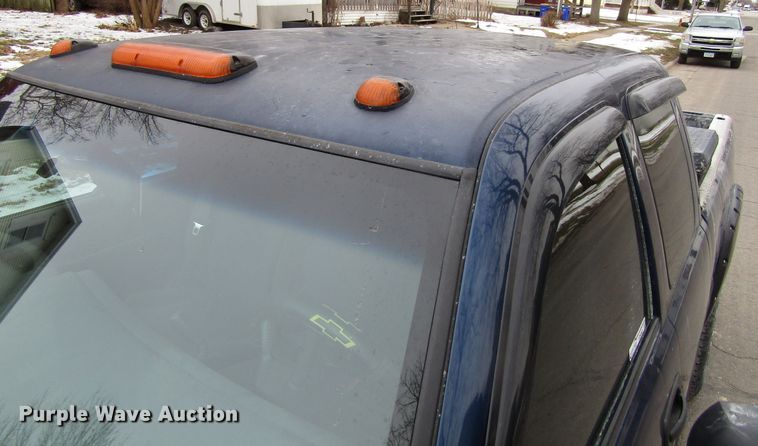 image for item FD9340 2001 Chevrolet Silverado 2500HD Ext. Cab pickup truck