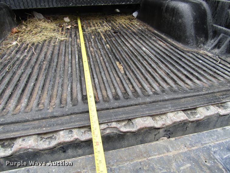 image for item FD9340 2001 Chevrolet Silverado 2500HD Ext. Cab pickup truck