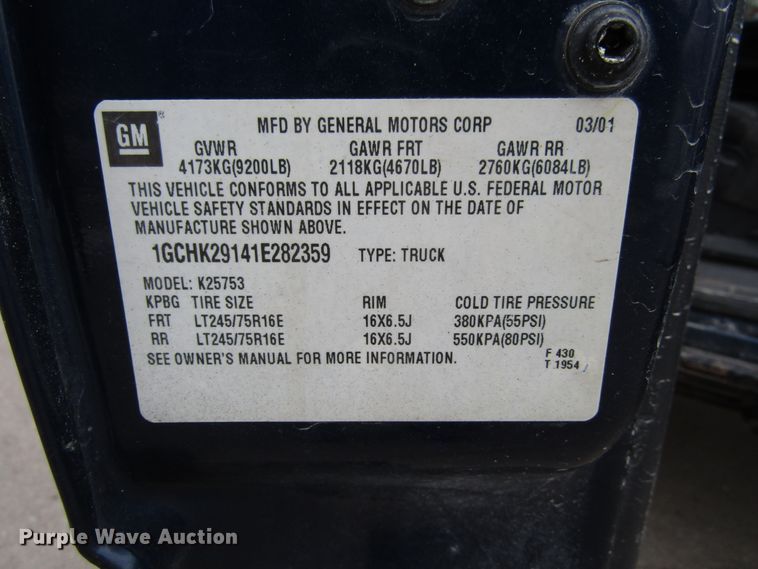 image for item FD9340 2001 Chevrolet Silverado 2500HD Ext. Cab pickup truck