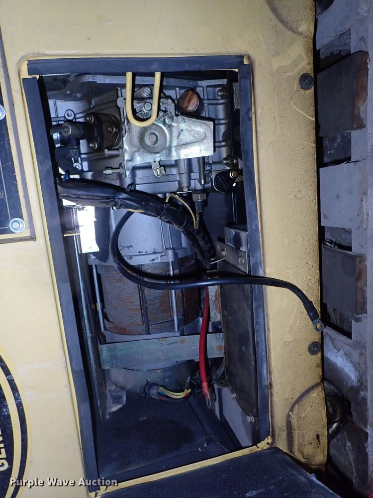 image for item FF9320 Mortox 6700T generator