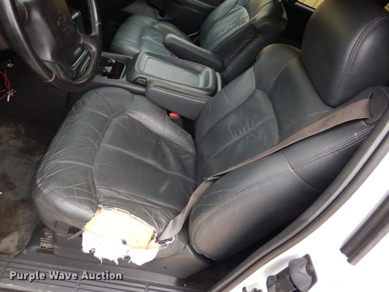 image for item FU9167 2002 Chevrolet Silverado 1500HD Ext. Cab pickup truck