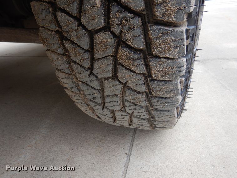 image for item FU9167 2002 Chevrolet Silverado 1500HD Ext. Cab pickup truck