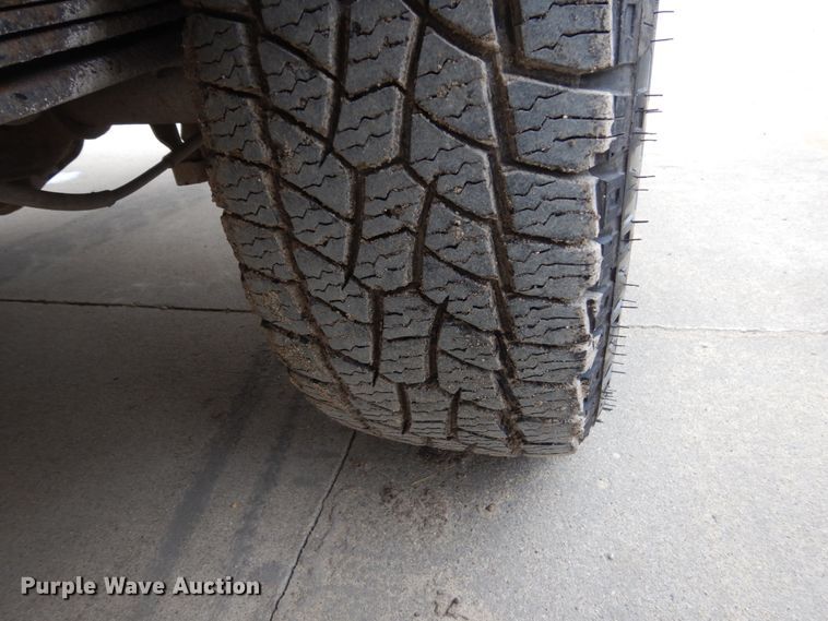 image for item FU9167 2002 Chevrolet Silverado 1500HD Ext. Cab pickup truck