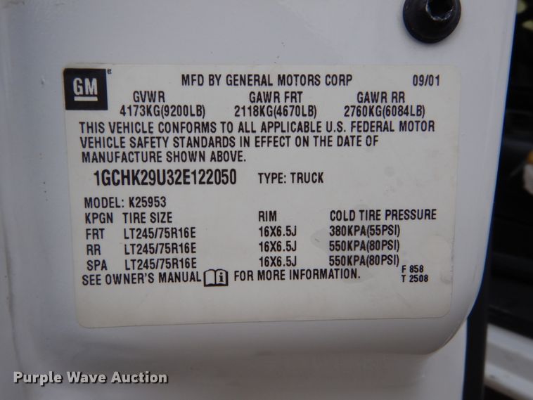 image for item FU9167 2002 Chevrolet Silverado 1500HD Ext. Cab pickup truck