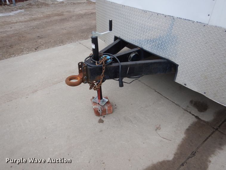 image for item FU9168 2000 Timberwolf enclosed cargo trailer