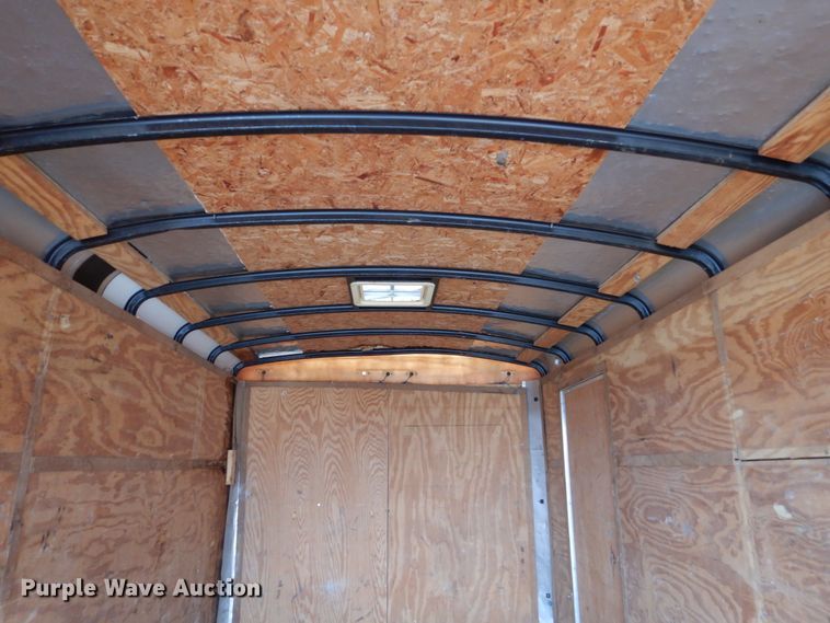 image for item FU9168 2000 Timberwolf enclosed cargo trailer