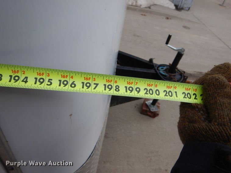 image for item FU9168 2000 Timberwolf enclosed cargo trailer