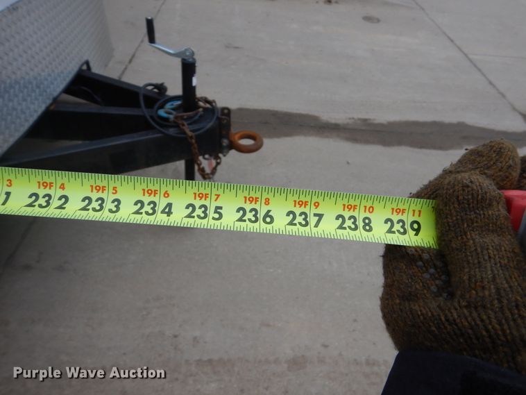 image for item FU9168 2000 Timberwolf enclosed cargo trailer