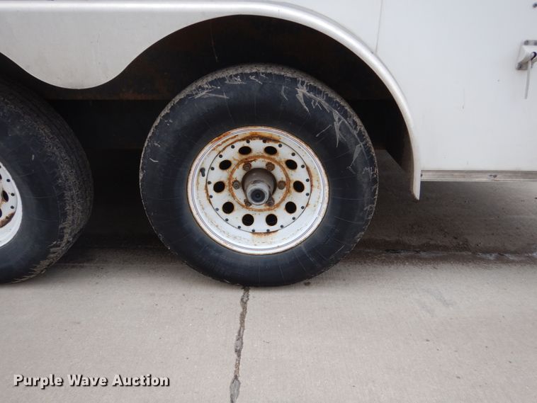 image for item FU9168 2000 Timberwolf enclosed cargo trailer