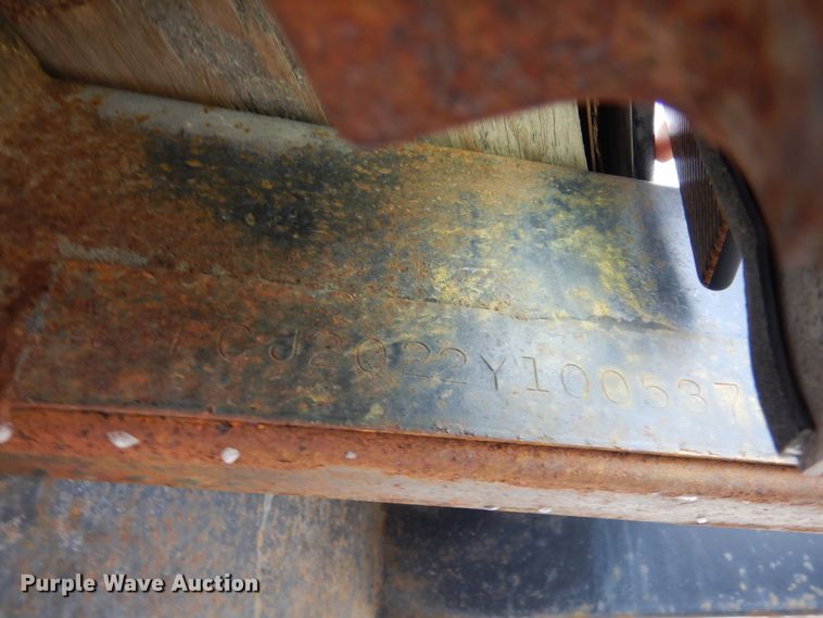 image for item FU9168 2000 Timberwolf enclosed cargo trailer