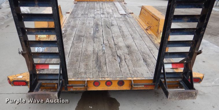image for item FU9170 2011 Redi Haul equipment trailer