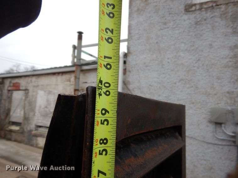 image for item FU9170 2011 Redi Haul equipment trailer