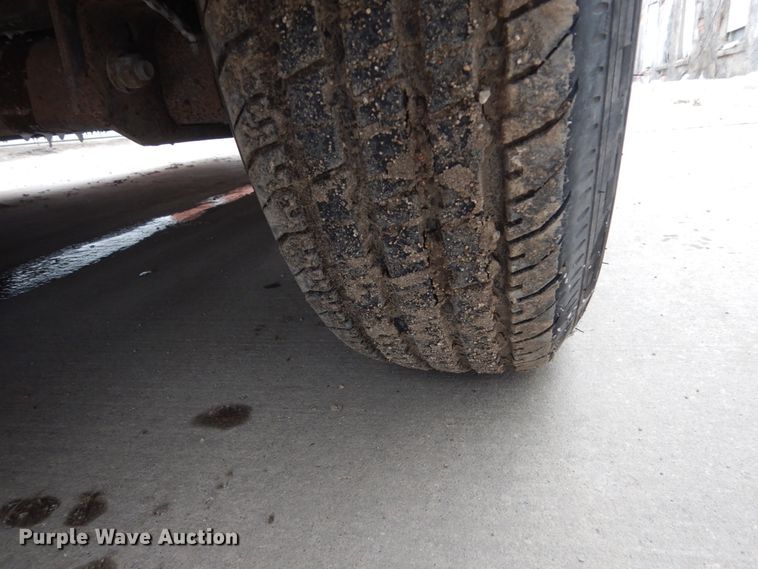 image for item FU9170 2011 Redi Haul equipment trailer