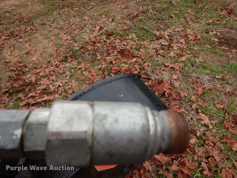 image for item FU9749 Caterpillar SG18B skid steer stump grinder