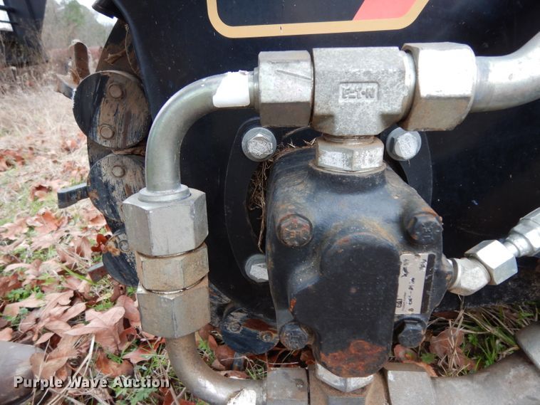 image for item FU9749 Caterpillar SG18B skid steer stump grinder