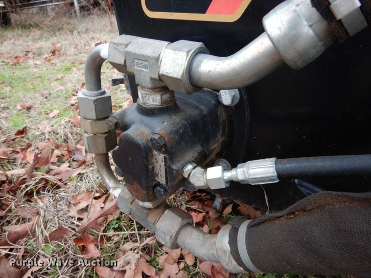 image for item FU9749 Caterpillar SG18B skid steer stump grinder