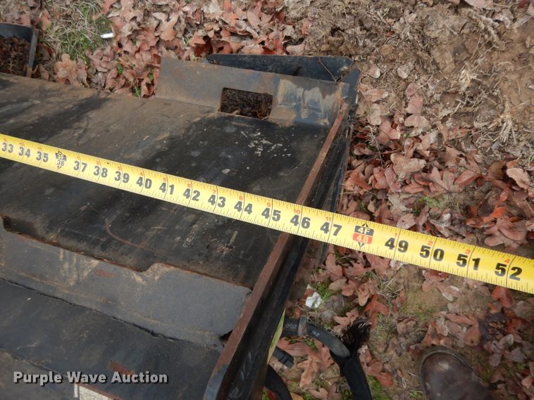 image for item FU9749 Caterpillar SG18B skid steer stump grinder