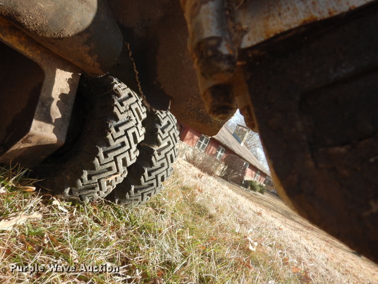 image for item FY9309 2007 Vermeer SC352 stump grinder