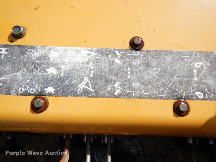 image for item FY9309 2007 Vermeer SC352 stump grinder