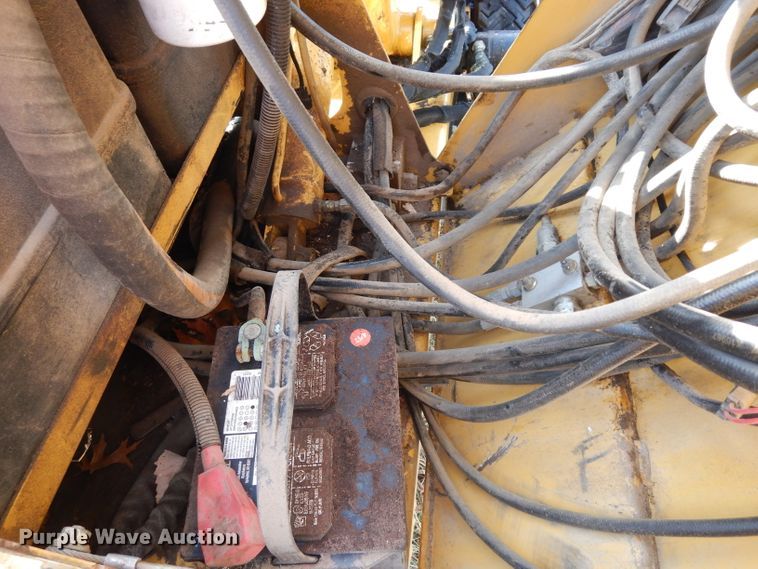 image for item FY9309 2007 Vermeer SC352 stump grinder