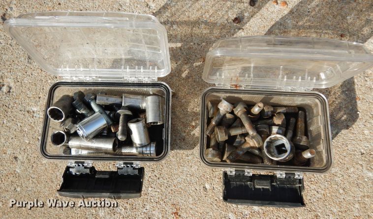 image for item FY9309 2007 Vermeer SC352 stump grinder