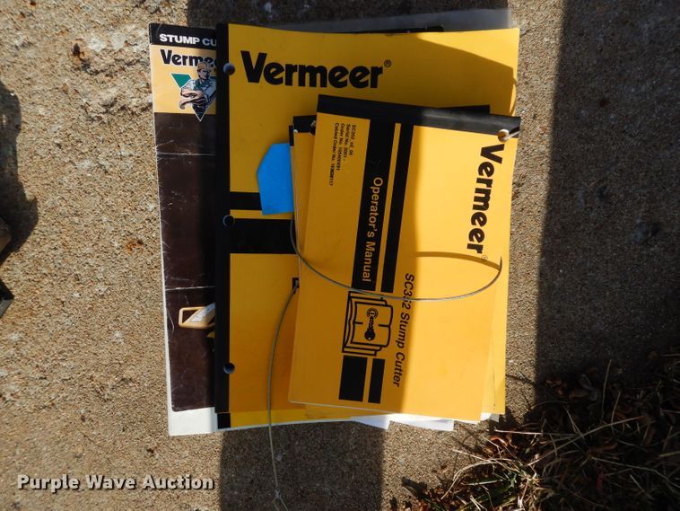 image for item FY9309 2007 Vermeer SC352 stump grinder