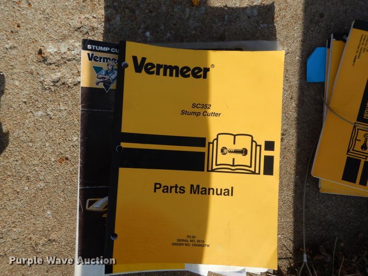 image for item FY9309 2007 Vermeer SC352 stump grinder