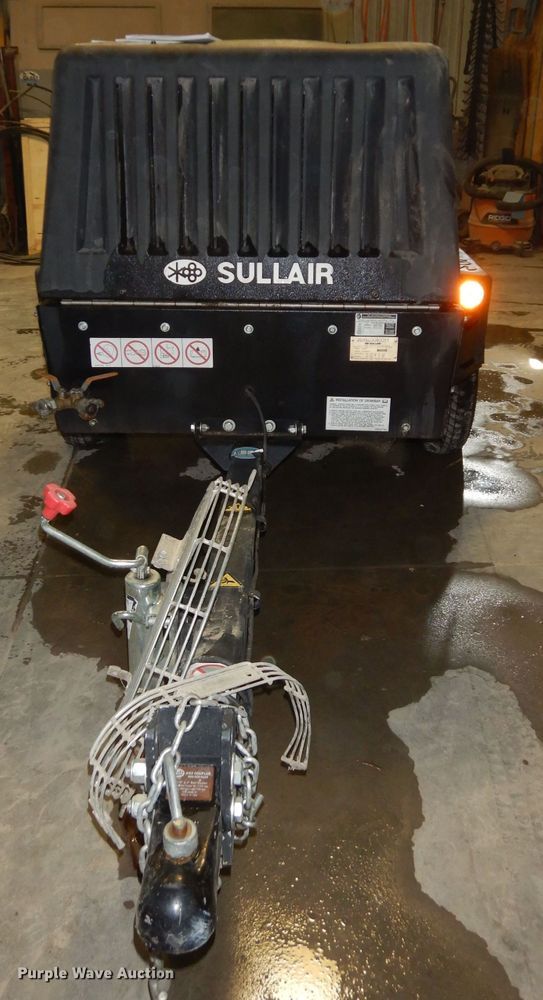 image for item FY9343 2015 Sullair 185 air compressor