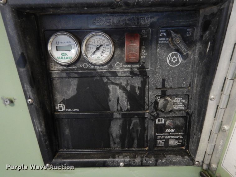 image for item FY9343 2015 Sullair 185 air compressor