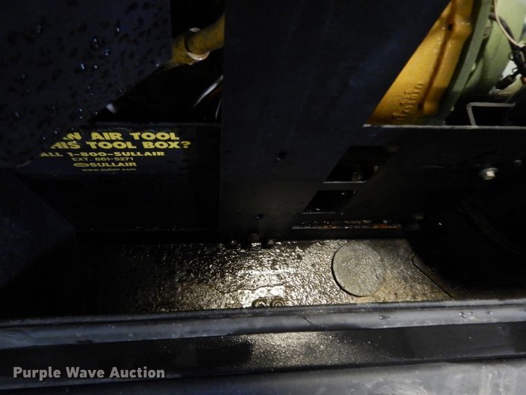 image for item FY9343 2015 Sullair 185 air compressor