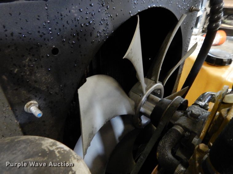 image for item FY9343 2015 Sullair 185 air compressor