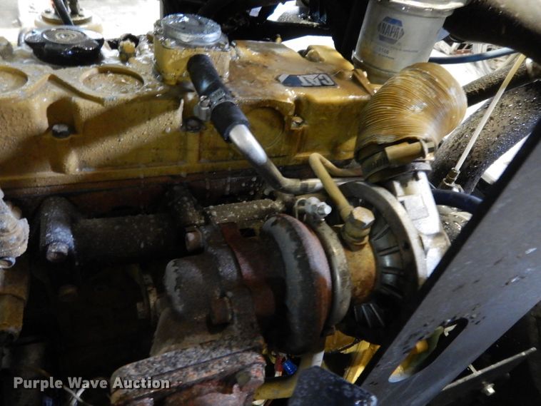 image for item FY9343 2015 Sullair 185 air compressor