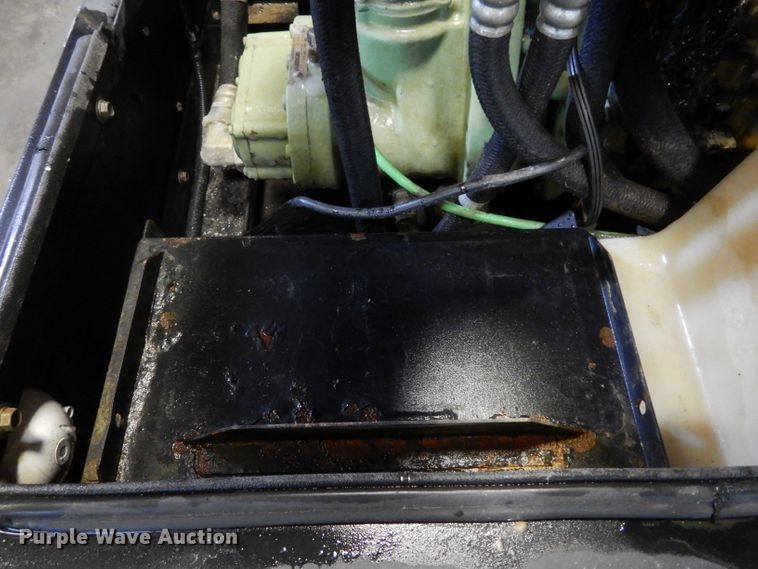 image for item FY9343 2015 Sullair 185 air compressor