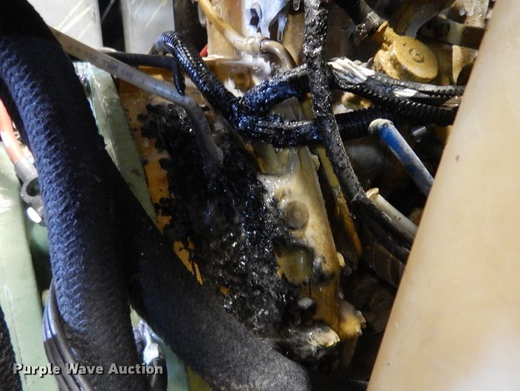 image for item FY9343 2015 Sullair 185 air compressor