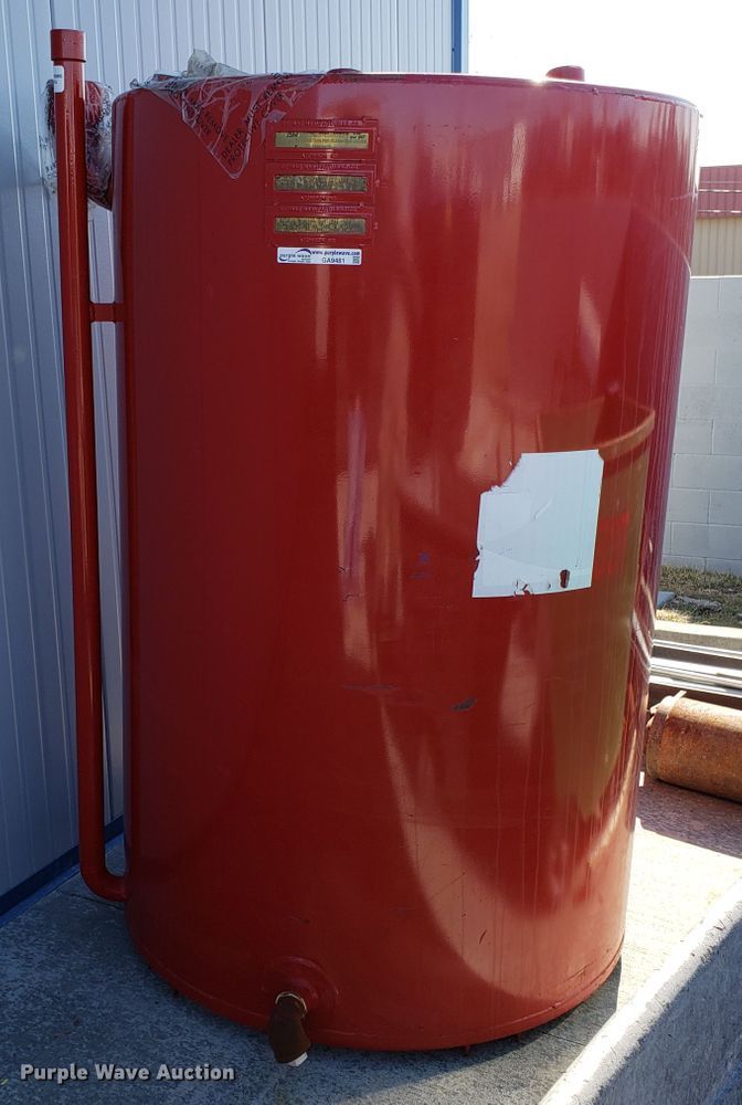 image for item GA9481 We-Mac bulk oil tank