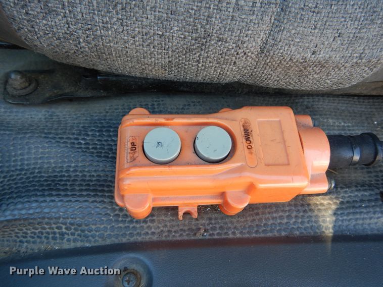 image for item GB9755 2003 Isuzu NPR dump flatbed truck