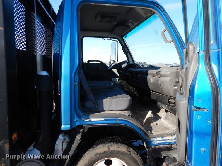 image for item GB9755 2003 Isuzu NPR dump flatbed truck