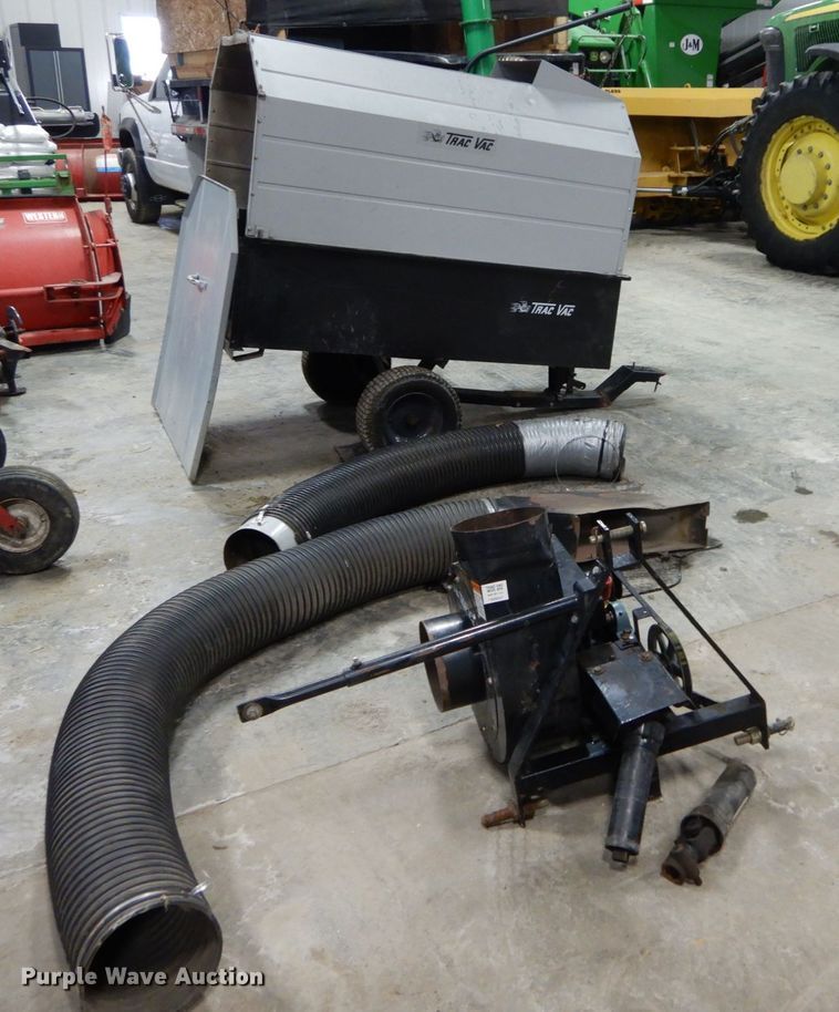 image for item GB9759 Tractor Vac 854 leaf collector dump wagon