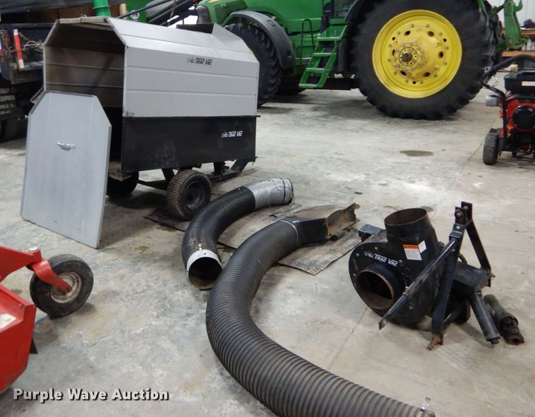 image for item GB9759 Tractor Vac 854 leaf collector dump wagon