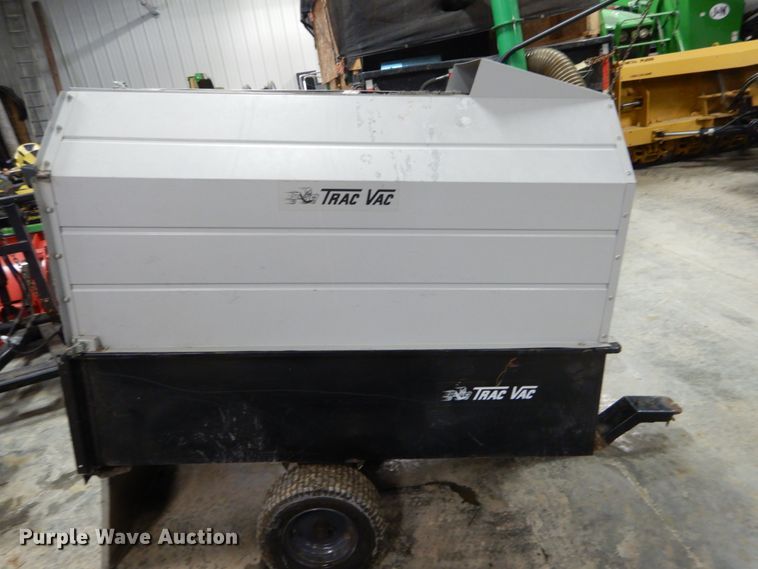 image for item GB9759 Tractor Vac 854 leaf collector dump wagon