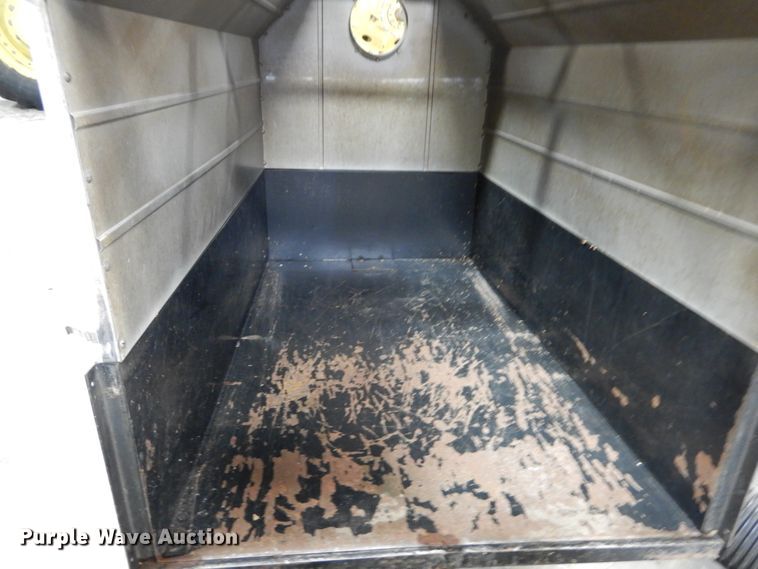 image for item GB9759 Tractor Vac 854 leaf collector dump wagon